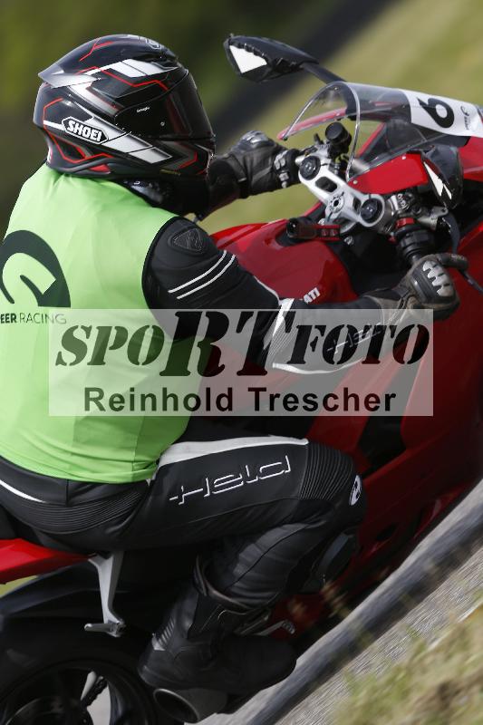 /Archiv-2024/17 01.05.2024 Speer Racing ADR/Instruktorengruppe/66